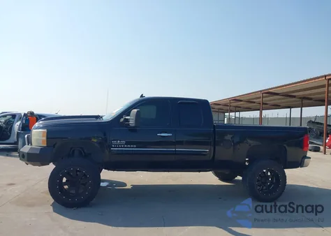 2013 Chevrolet Silverado 1500 Lt from USA, damaged, VIN 1GCRCSE07DZ335275